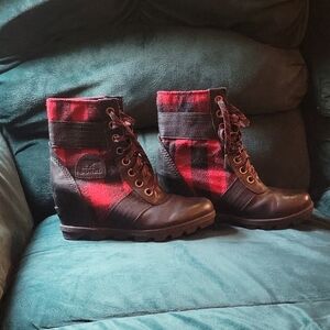 Sorel Red and Black Plaid Wedge Boots